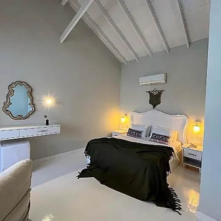 Otel Alalucca Çeşme